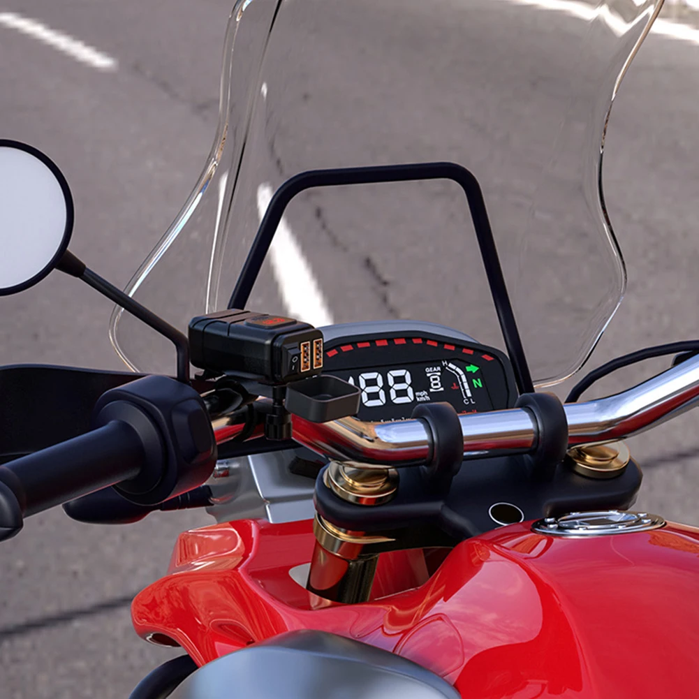 Motociklo USB Įkroviklis QC3.0 Rankenos Greito Įkrovimo Vandeniui 12V Lizdo Adapteris Su Voltmeter Motociklo Priedai . ' - ' . 3